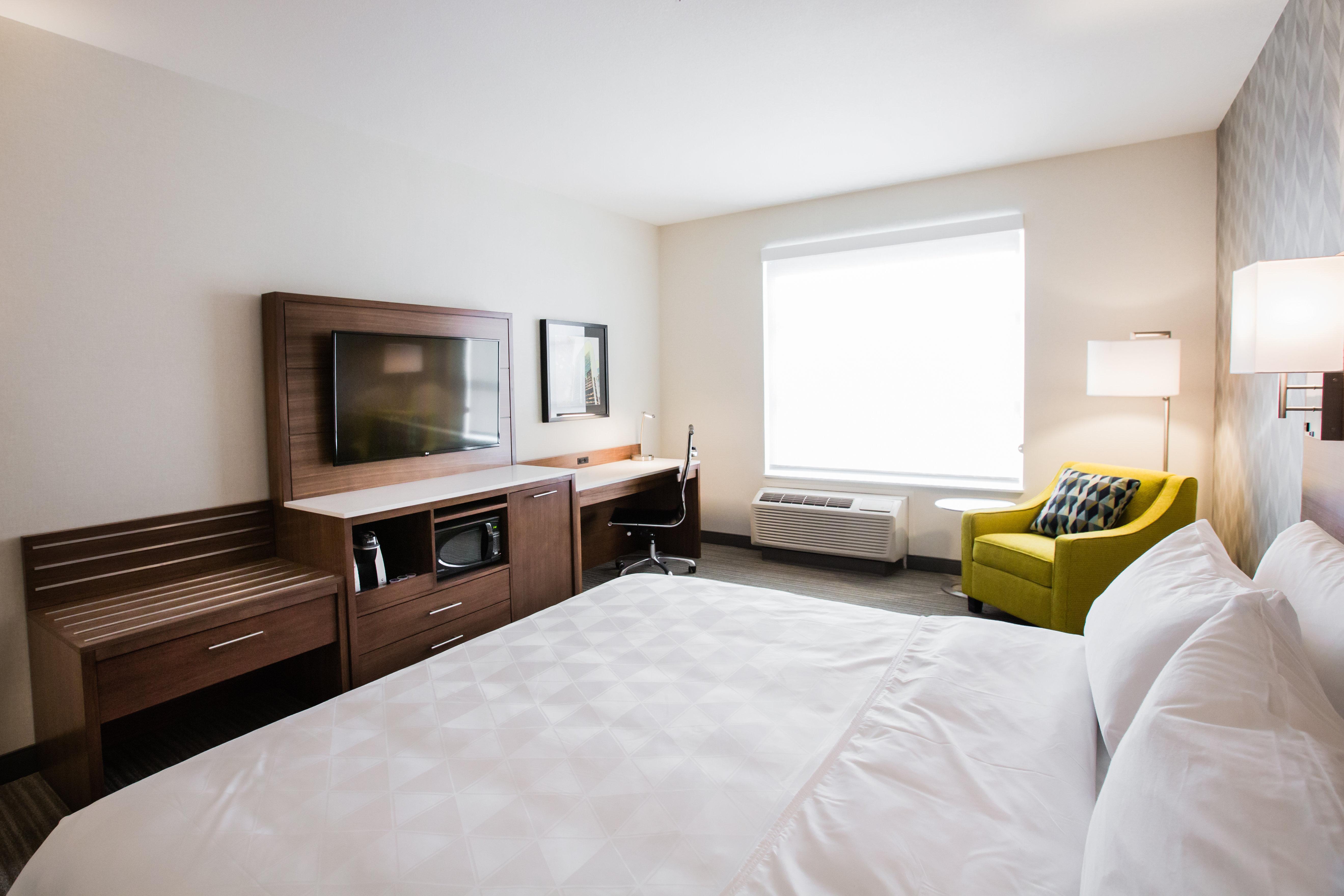 Hotel South Conference Center 3*